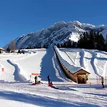 52 5 Spacious Alpe Des Chaux