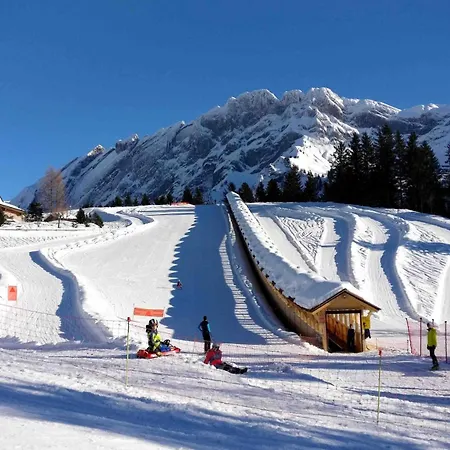 52 5 Spacious Alpe Des Chaux