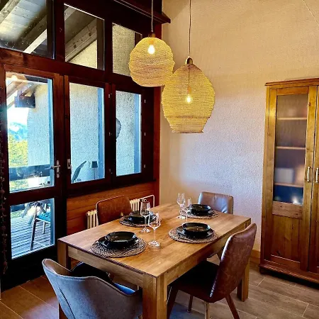 52 5 Spacious Alpe Des Chaux グリオン